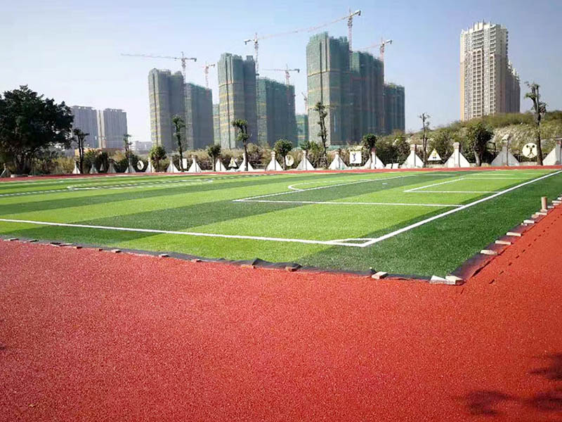 塑膠跑道怎么現(xiàn)場(chǎng)檢測(cè)報(bào)告？
